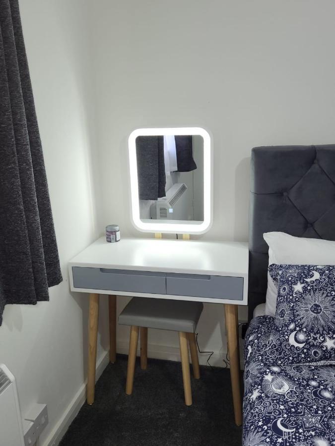 Delight Apartment, Close To Excel, London City Airport & O2! エクステリア 写真